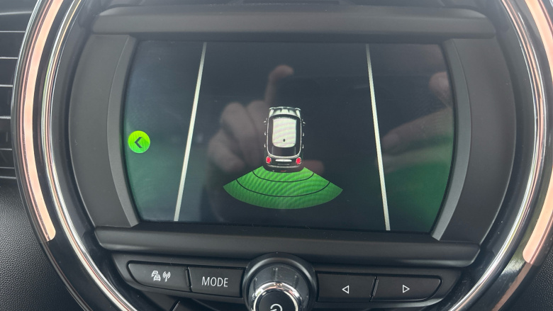 MINI Hatchback 1.5 Cooper Exclusive 5dr Auto Petrol Hatchback